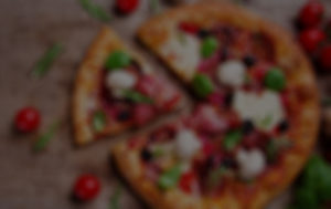 la villa dei pini ristorante pizzeria dal lunedi al giovedi tutte le pizze a quattro euro 300x189 - Pizzeria la Villa dei Pini, Pizze tradizionali e pizze speciali